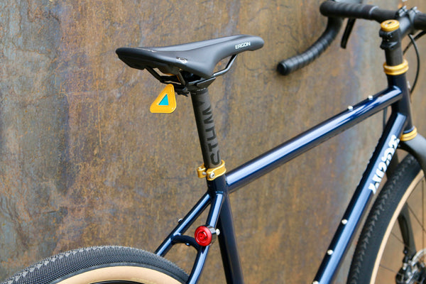 Blue Lug Koma Light Rear – Wilde Bicycle Co.